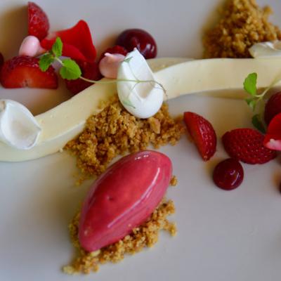 Aquitaine Brasserie strawberries & cream